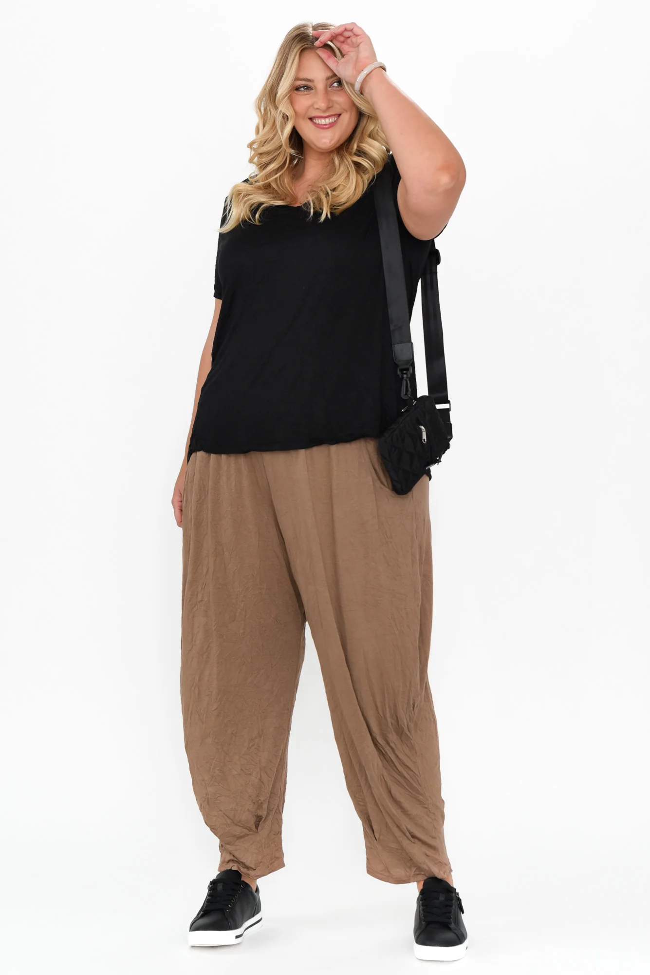 Rylee Brown Crinkle Cotton Pants