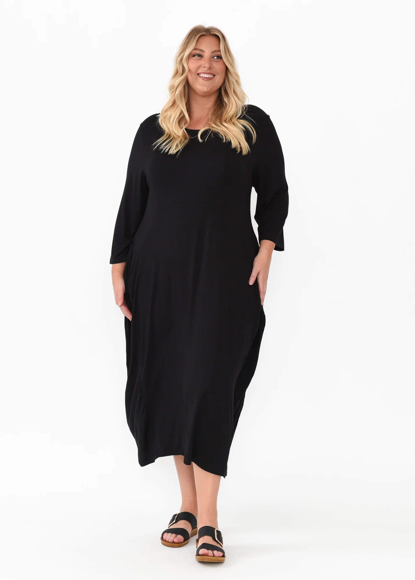 Glenda Black Sleeved Crescent Dress