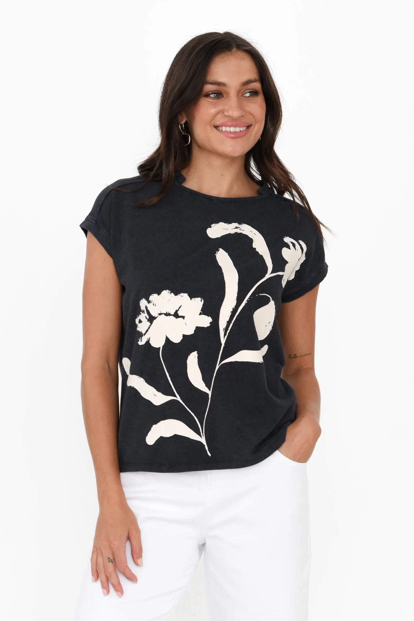 Freydis Navy Flower Shell Tee