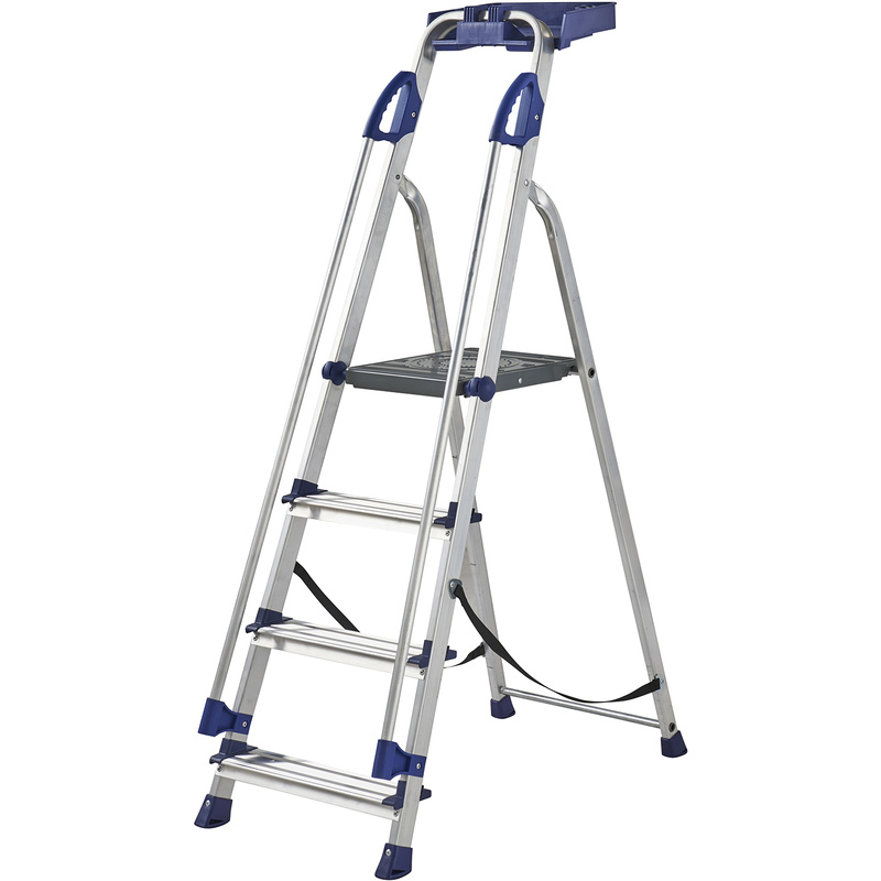 Werner Workstation Stepladder 4 Tread