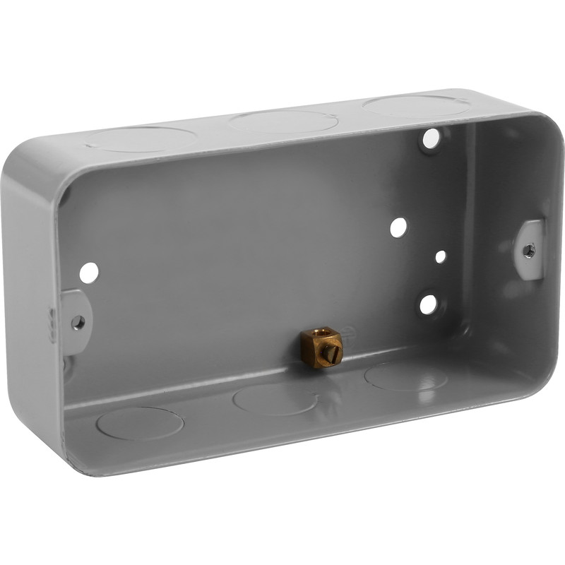 Crabtree Rockergrid Box With Knockouts 3-4 Gang