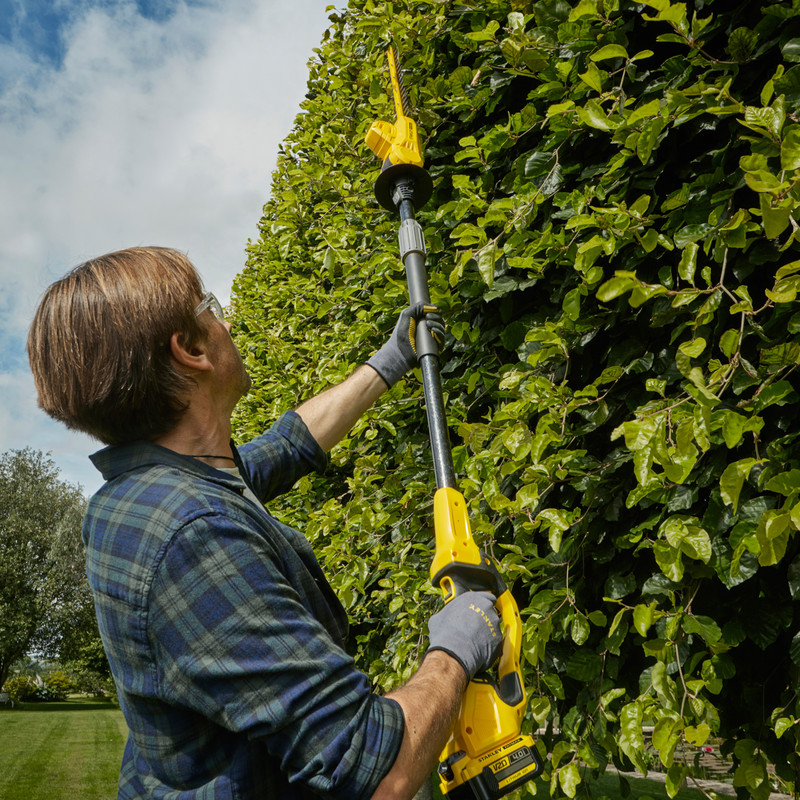 Stanley FatMax V20 18V 45cm Cordless Long Reach Hedge Trimmer 1 x 4.0Ah