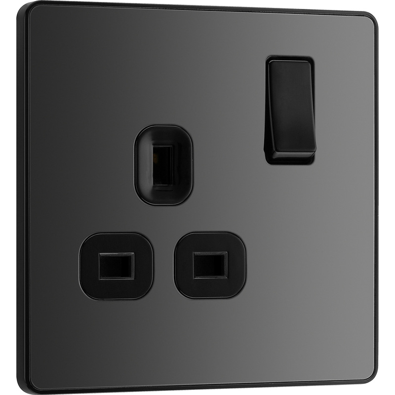 BG Evolve Black Chrome (Black Ins) Single Switched 13A Power Socket