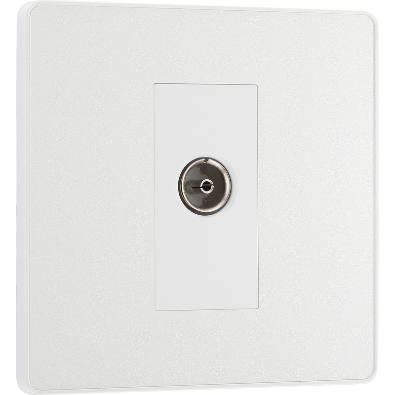 BG Evolve Pearlescent White (White Ins) Single Socket For Tv Or Fm Co-Axial Aerial Connection