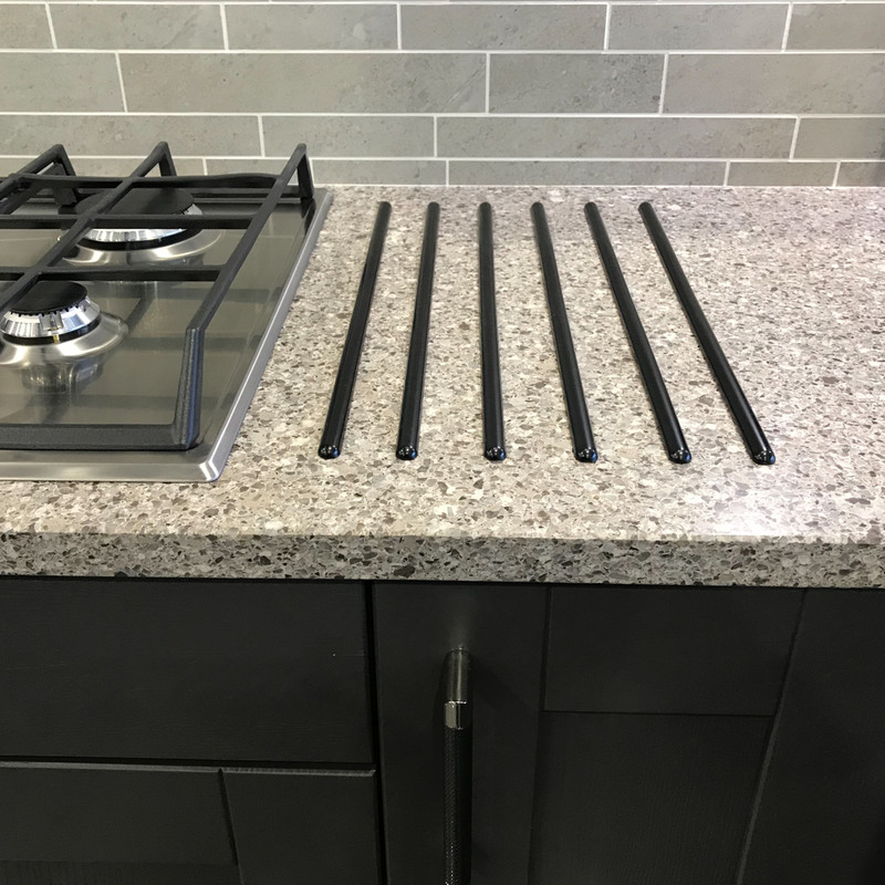 Unika Worktop Hot Rods 300mm Black