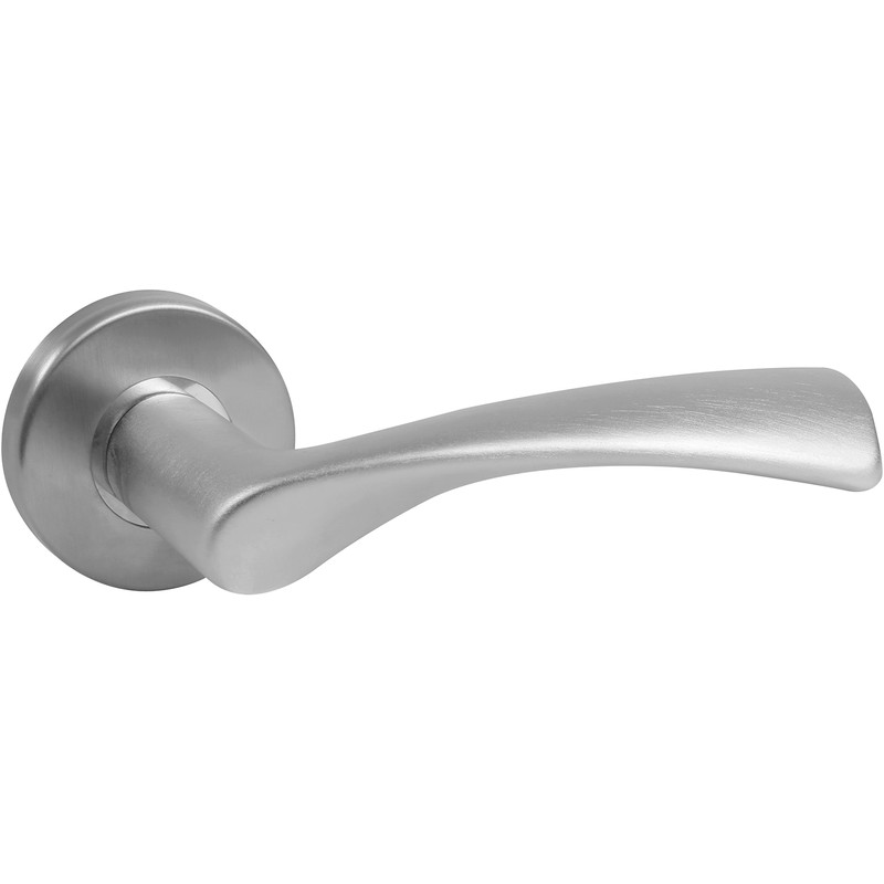 Lyon Lever On Rose Door Handles Satin