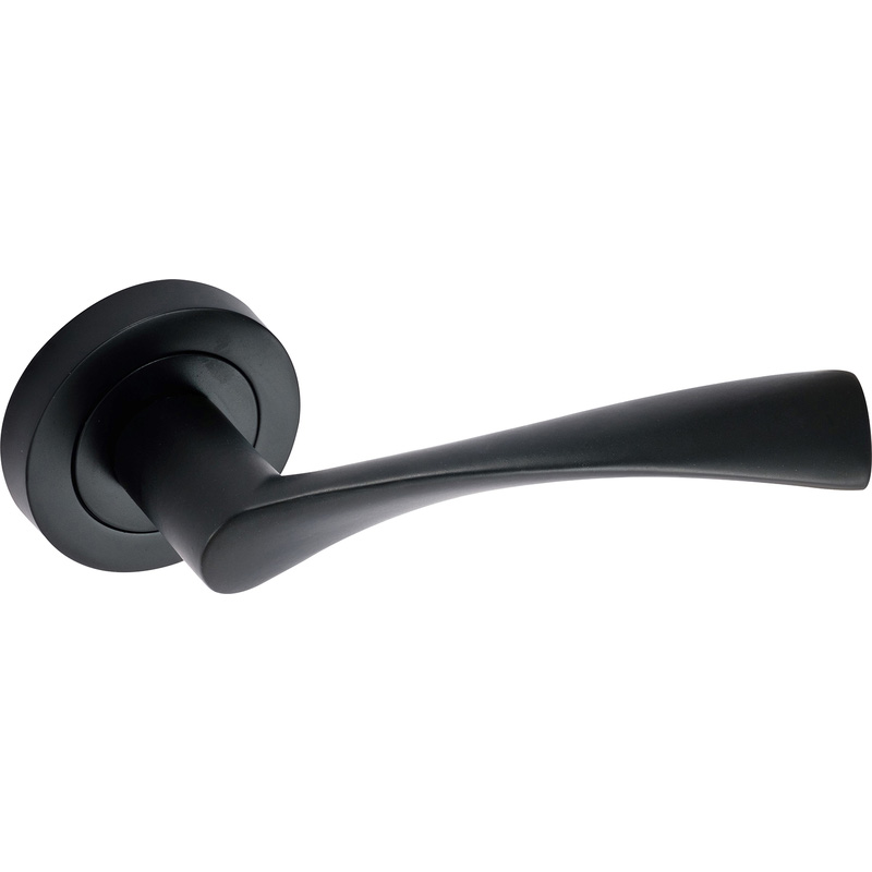Eclipse Monza Lever on Rose Door Handles Matt Black