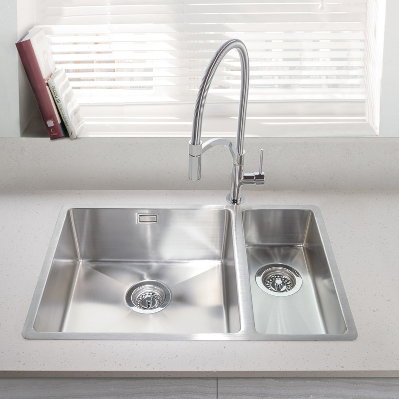 Stainless Steel Large 1.5 Bowl Kitchen Sink Left Hand 660 x 440 x 190mm