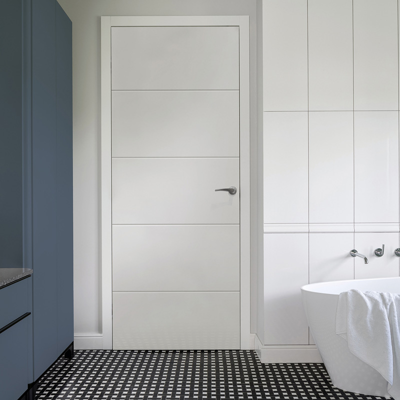 4 Line Horizontal Smooth Moulded Internal Door White 35 x 1981 x 686mm