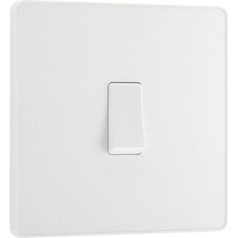 BG Evolve Pearlescent White (White Ins) Single Light Switch, 20A 16Ax, 2 Way