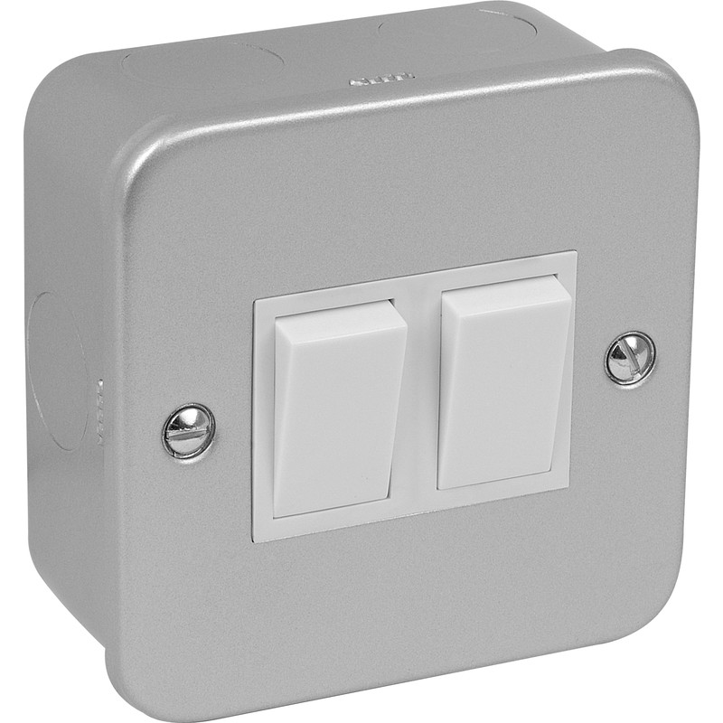 Axiom Metal Clad 10A Switch 2 Gang 2 Way