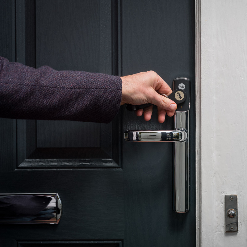 Yale Conexis L2 Smart Door Lock Polished Chrome