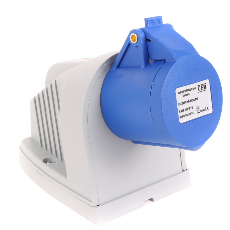 Industrial Connectors IP44 240V Socket 16A