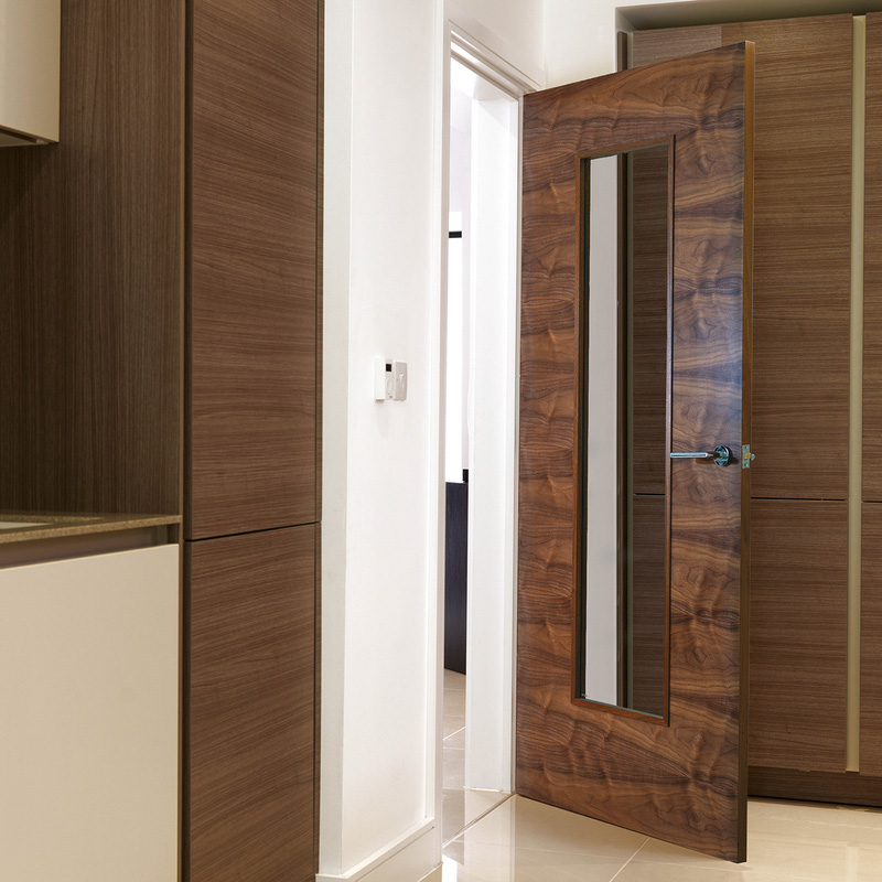 Franquette Walnut Glazed Internal Door 35 x 1981 x 838mm