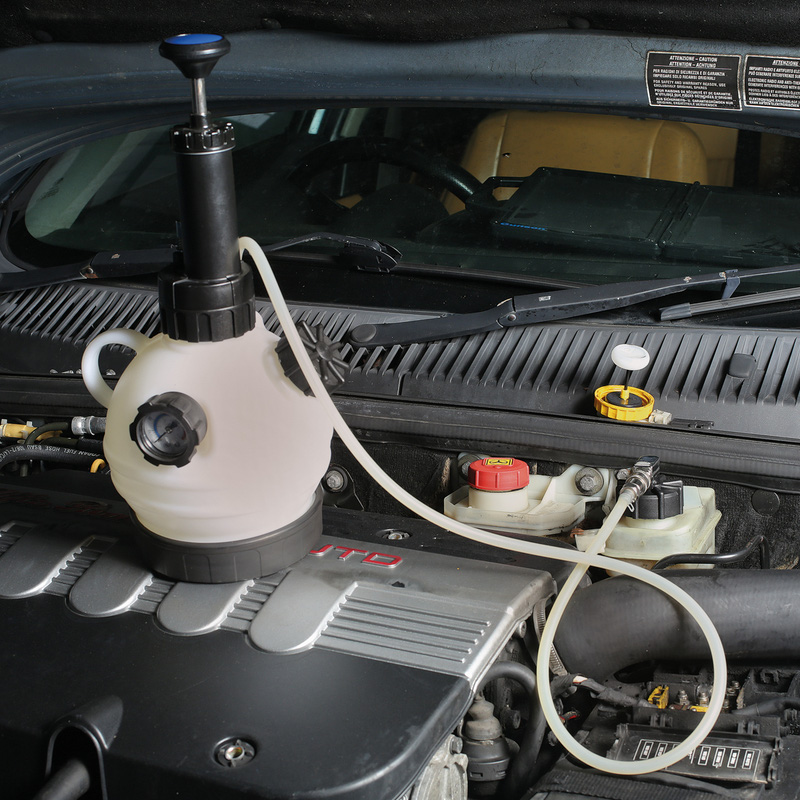 Laser Manual Pressure Brake Bleeder 2L