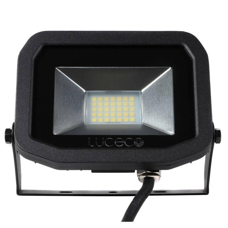Luceco LED IP65 Slimline Guardian Floodlight 15W 1200lm