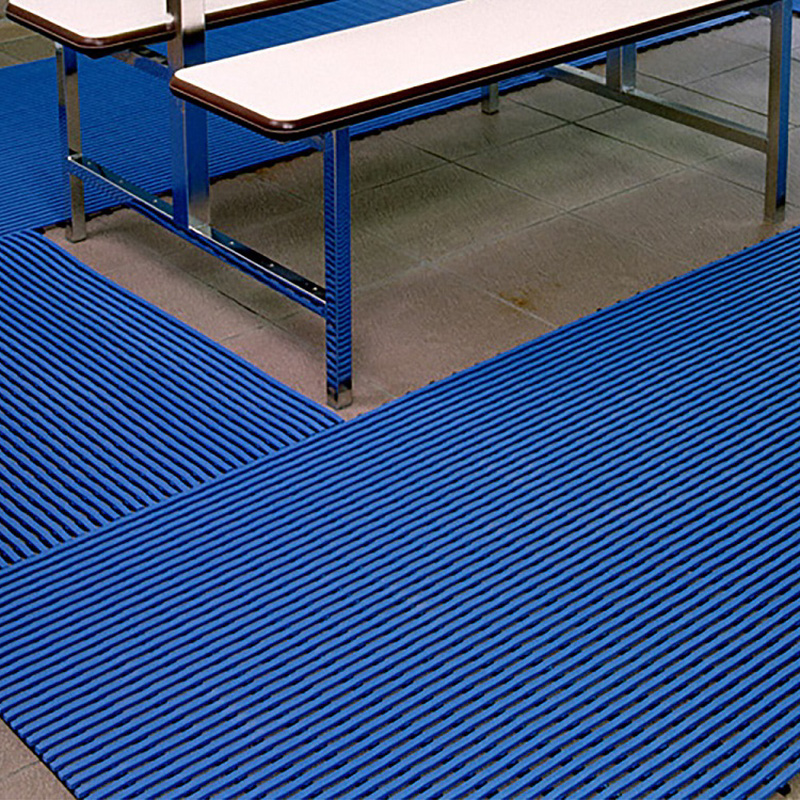 Interflex Duckboard Matting 80cm x 10m Roll Blue