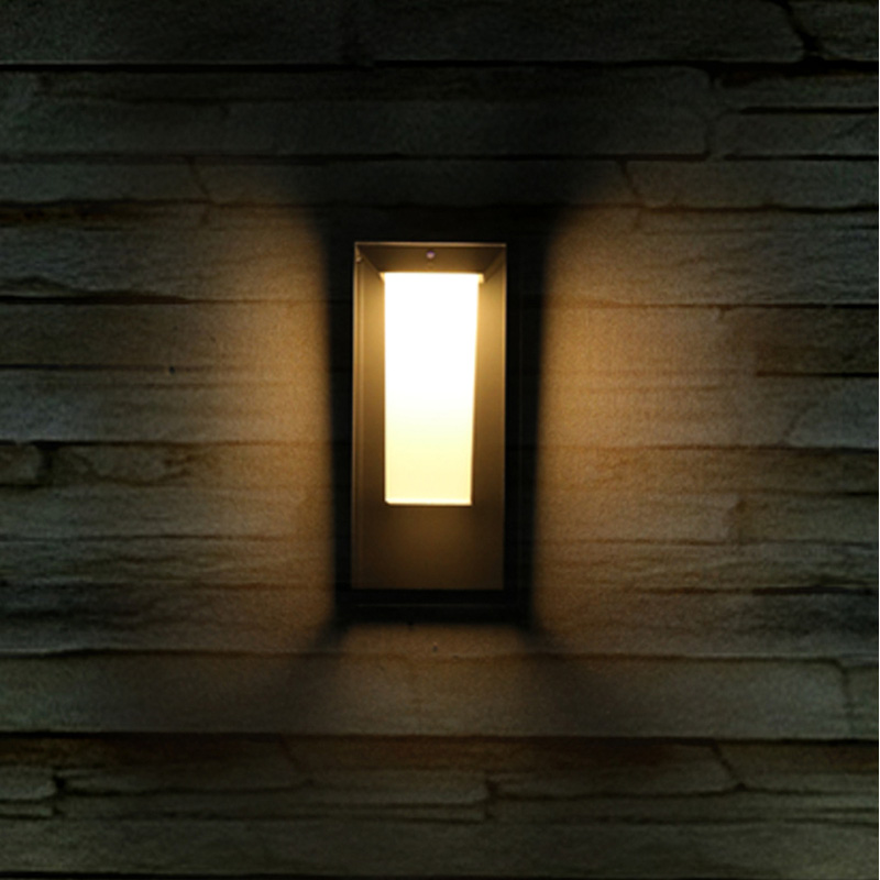 V-TAC 2W LED IP65 Solar Wall Light with Samsung Chip Grey 220lm Warm White