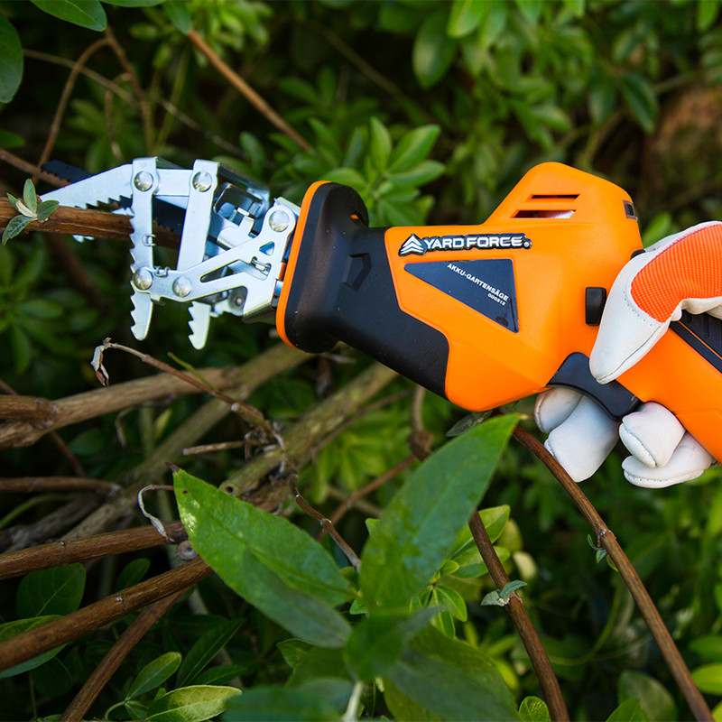 Yard Force LS C08 20V Cordless Garden Saw 1 x 2.0Ah