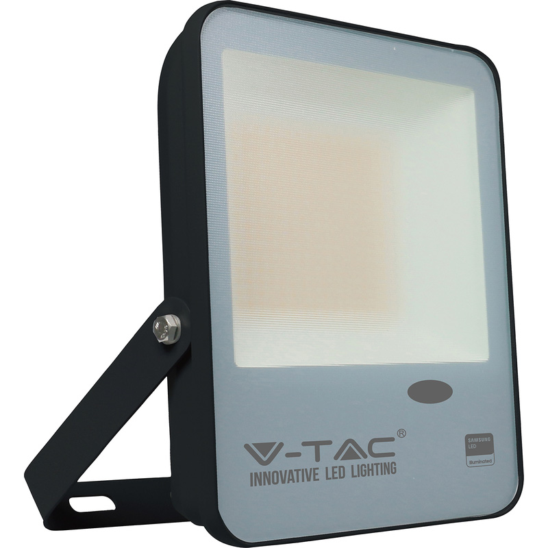 V-TAC IP65 LED Photocell Sensor Floodlight with Samsung Chip 50W Black 5000lm 4000K