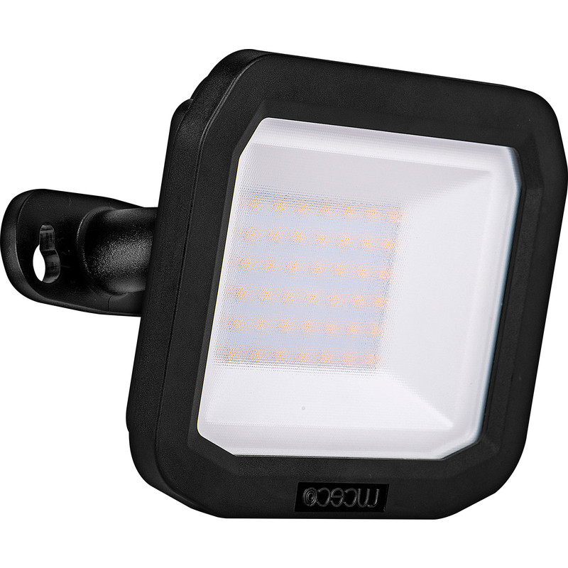 Luceco IP65 LED Slimline Floodlight 30W 3150lm Cool White