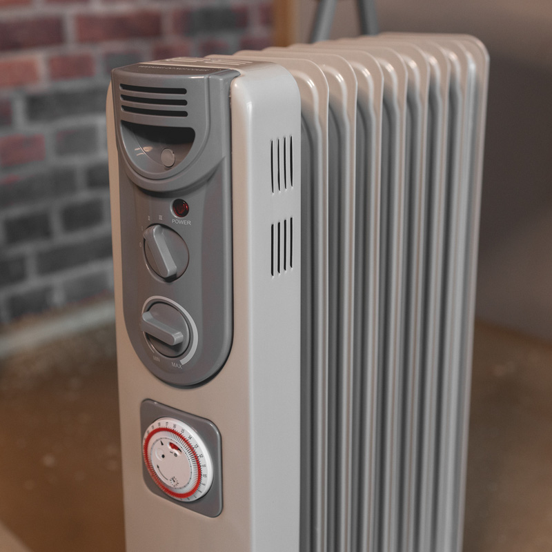 2kW Oil Radiator with 24hr Timer