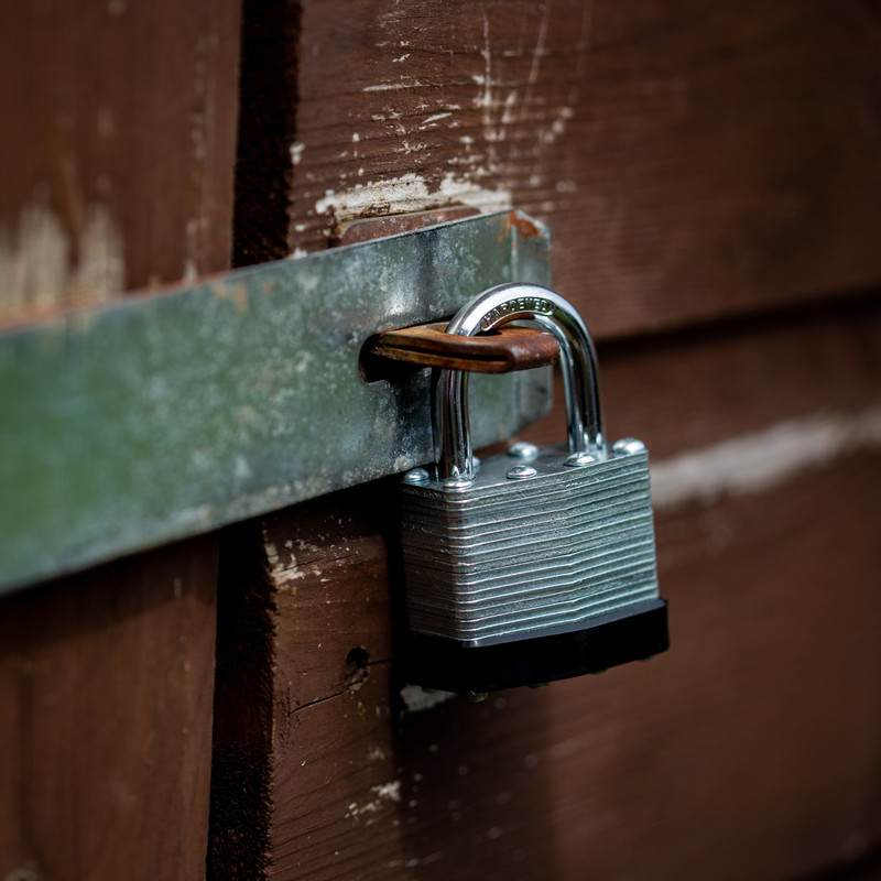 Security Laminated Padlock 40 x 6 x 24mm