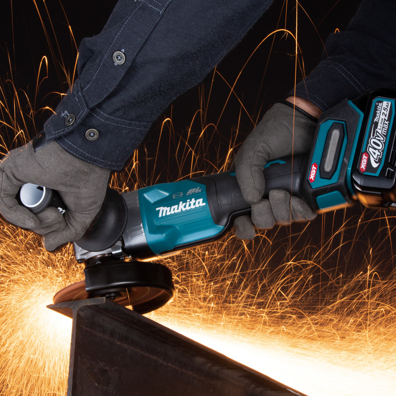 Makita XGT 40V Max Angle Grinder 125mm Body Only