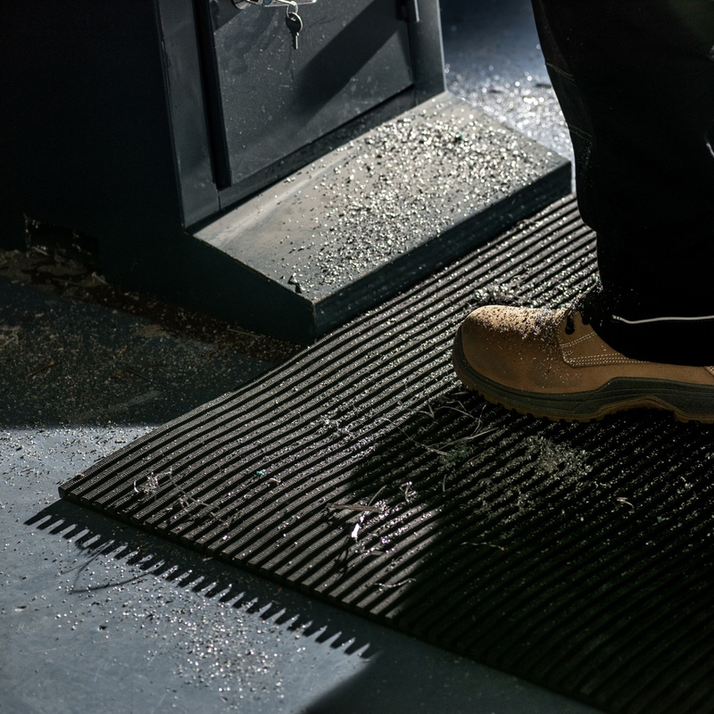 Interflex Duckboard Matting 80cm x 10m Roll Grey