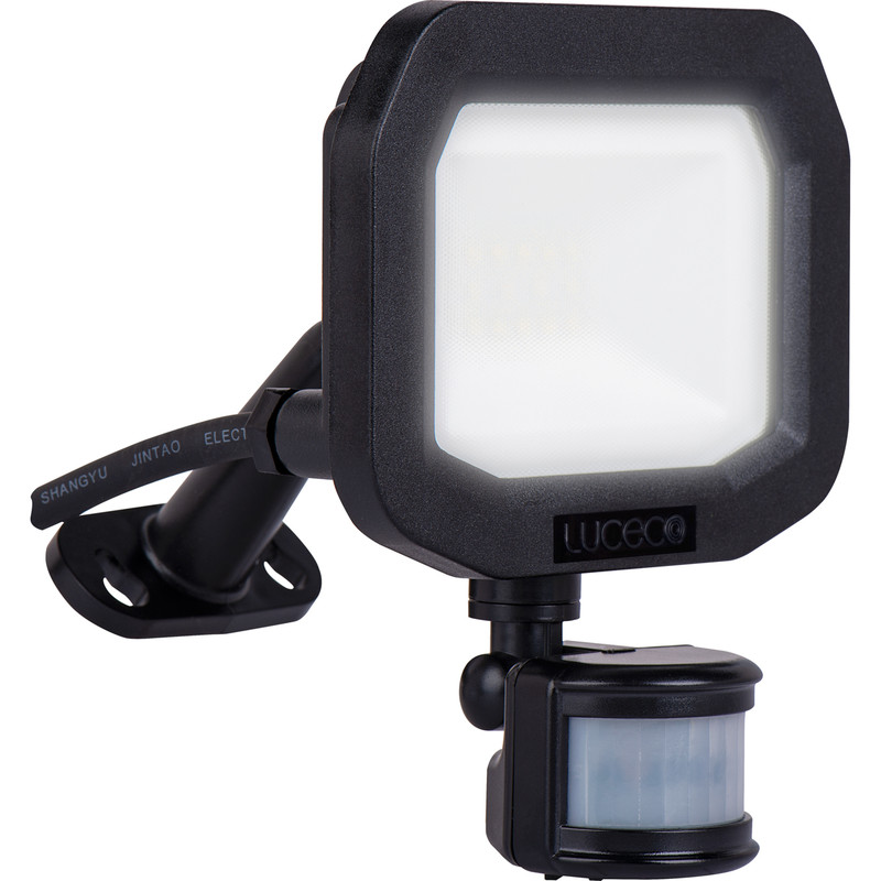 Luceco IP65 LED PIR Slimline Floodlight 10W 1200lm Cool White