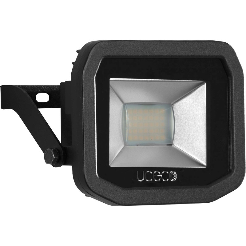 Luceco LED IP65 Slimline Guardian Floodlight 15W 1200lm