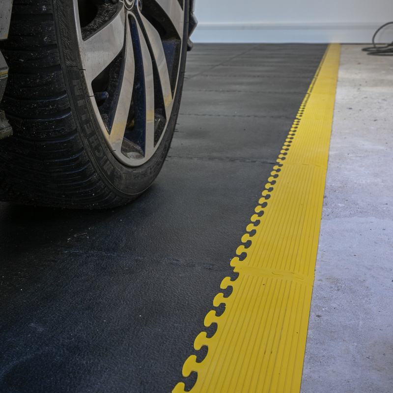 Tuff-Tile Texture Edge 50cm - Yellow