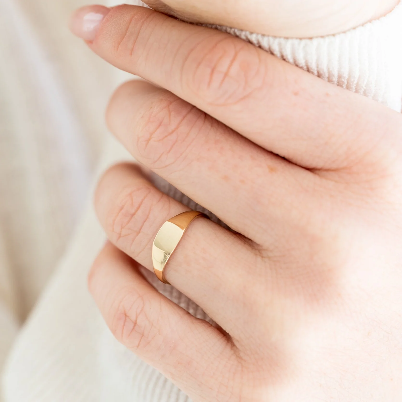 The Mini Signet Ring - WSBYTLP
