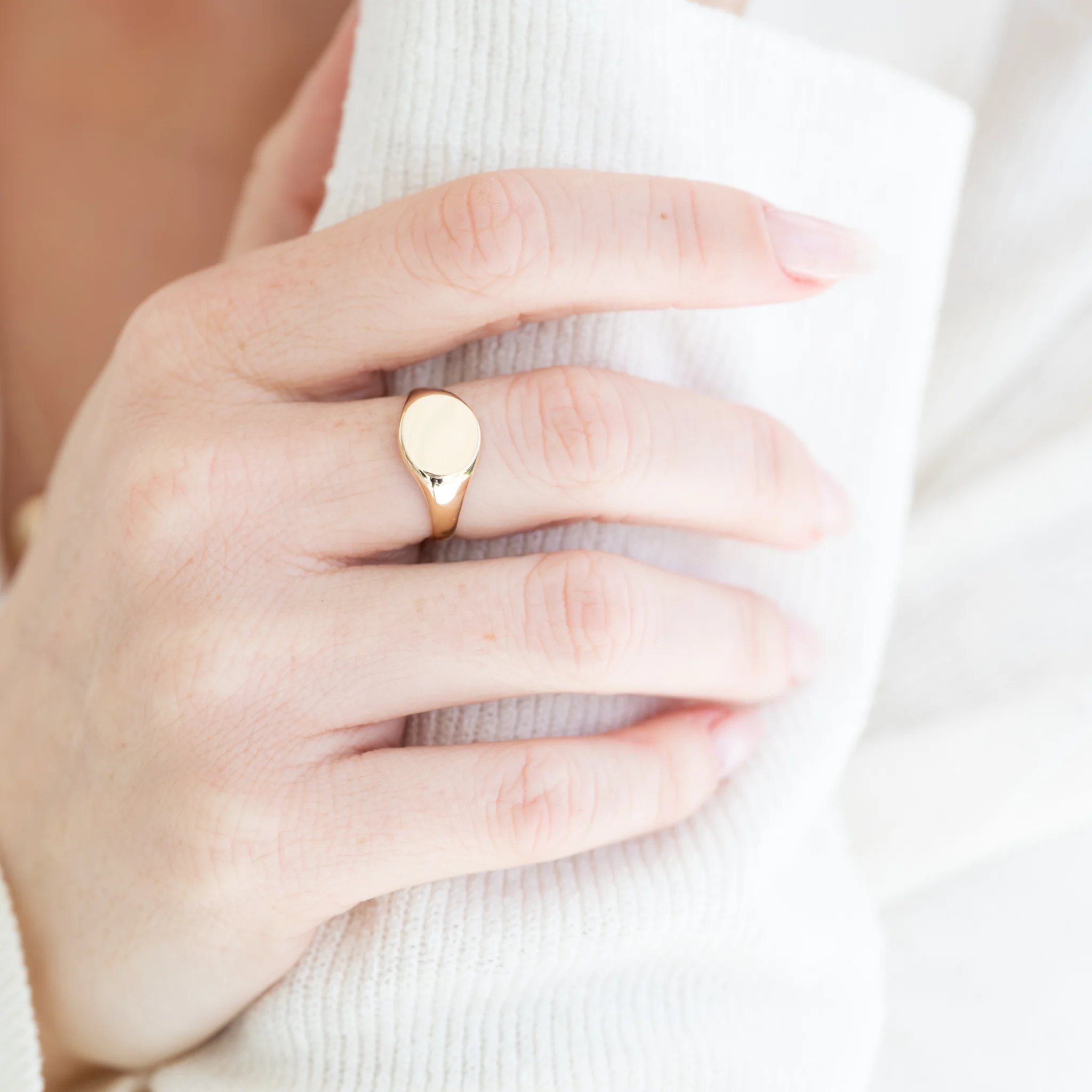 The Classic Signet Ring - WSBYTLP