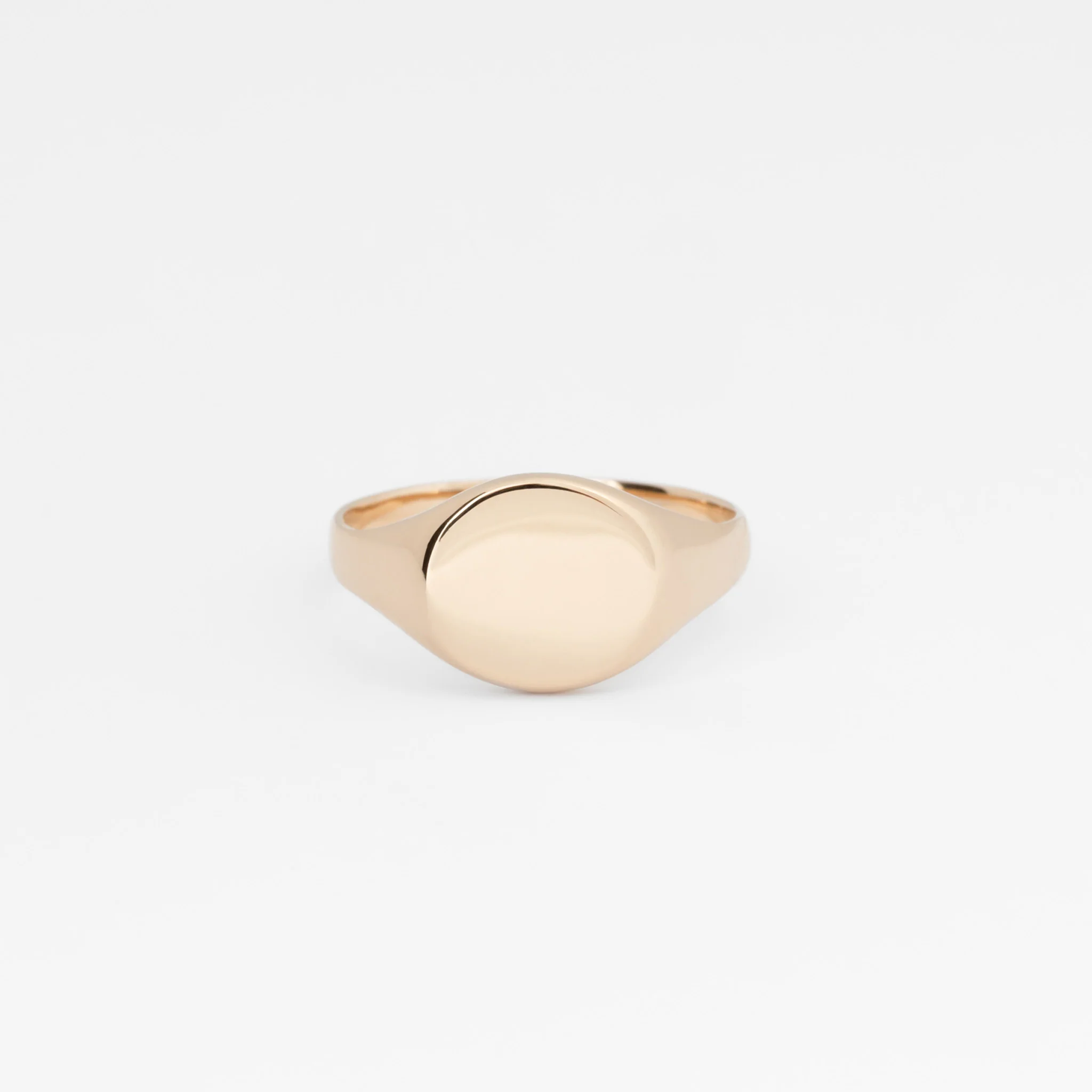 The Classic Signet Ring - WSBYTLP