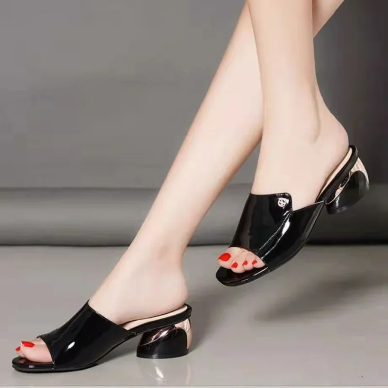 Soft Heeled Summer Sandals - SCFUDI