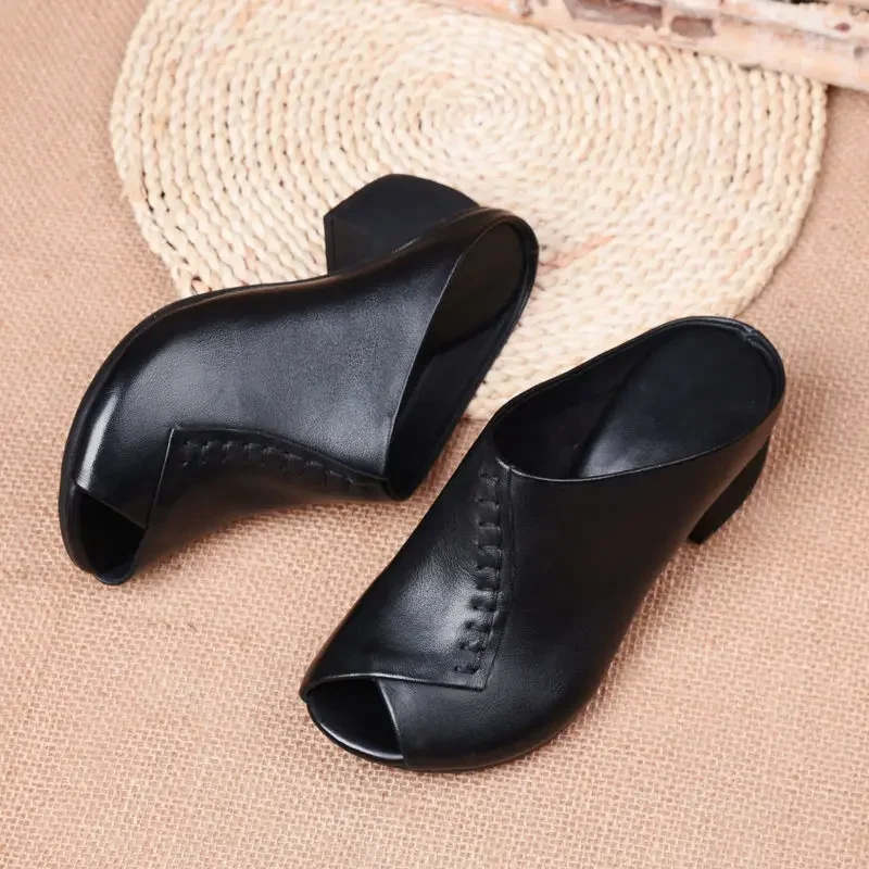Thick-Heeled Leather Sandals - SCFUDI