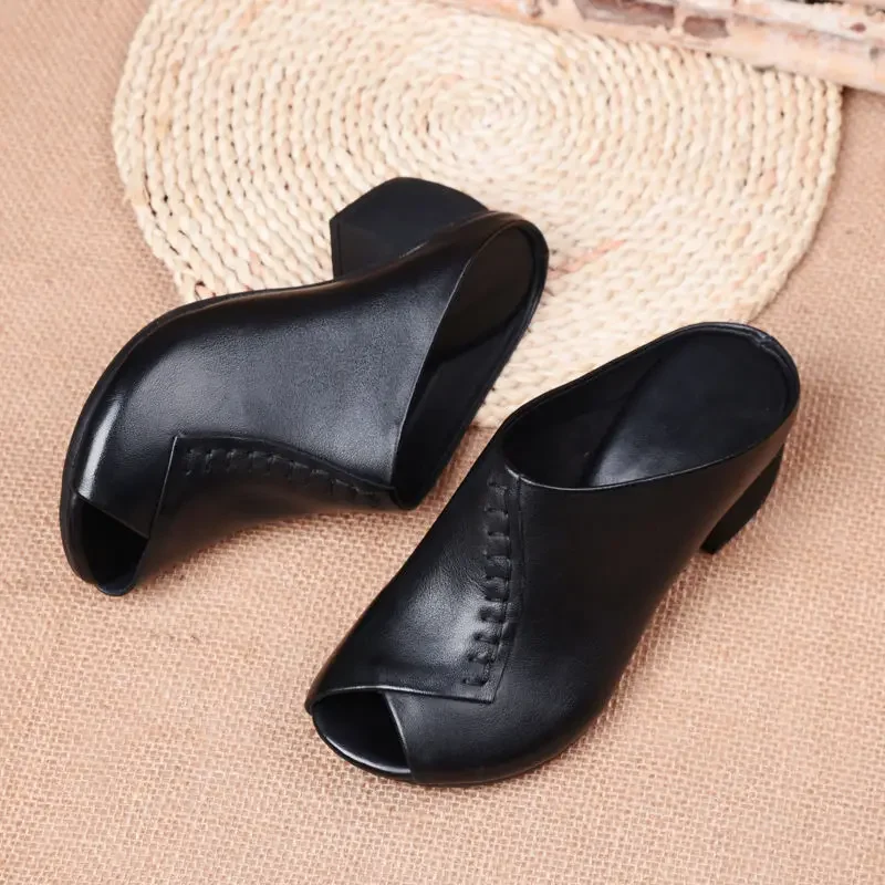Thick-Heeled Leather Sandals - SCFUDI