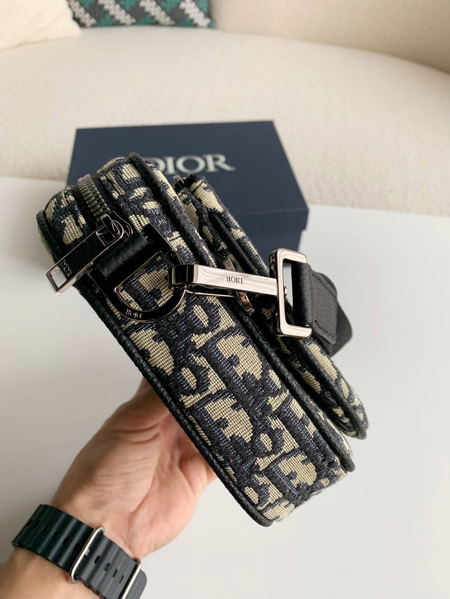 D*OR Men's SAFARI Messenger Bag, Top Quality Size:18*25*5cm