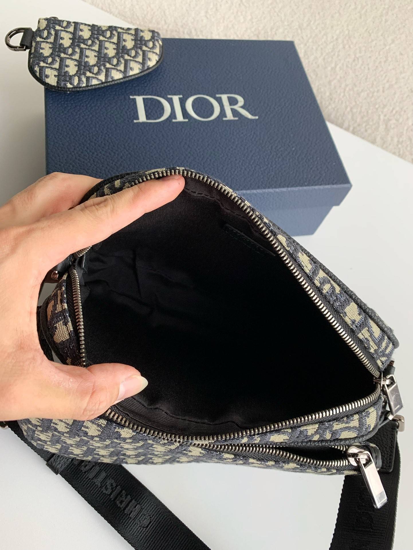 D*OR Men's SAFARI Messenger Bag, Top Quality Size:18*25*5cm
