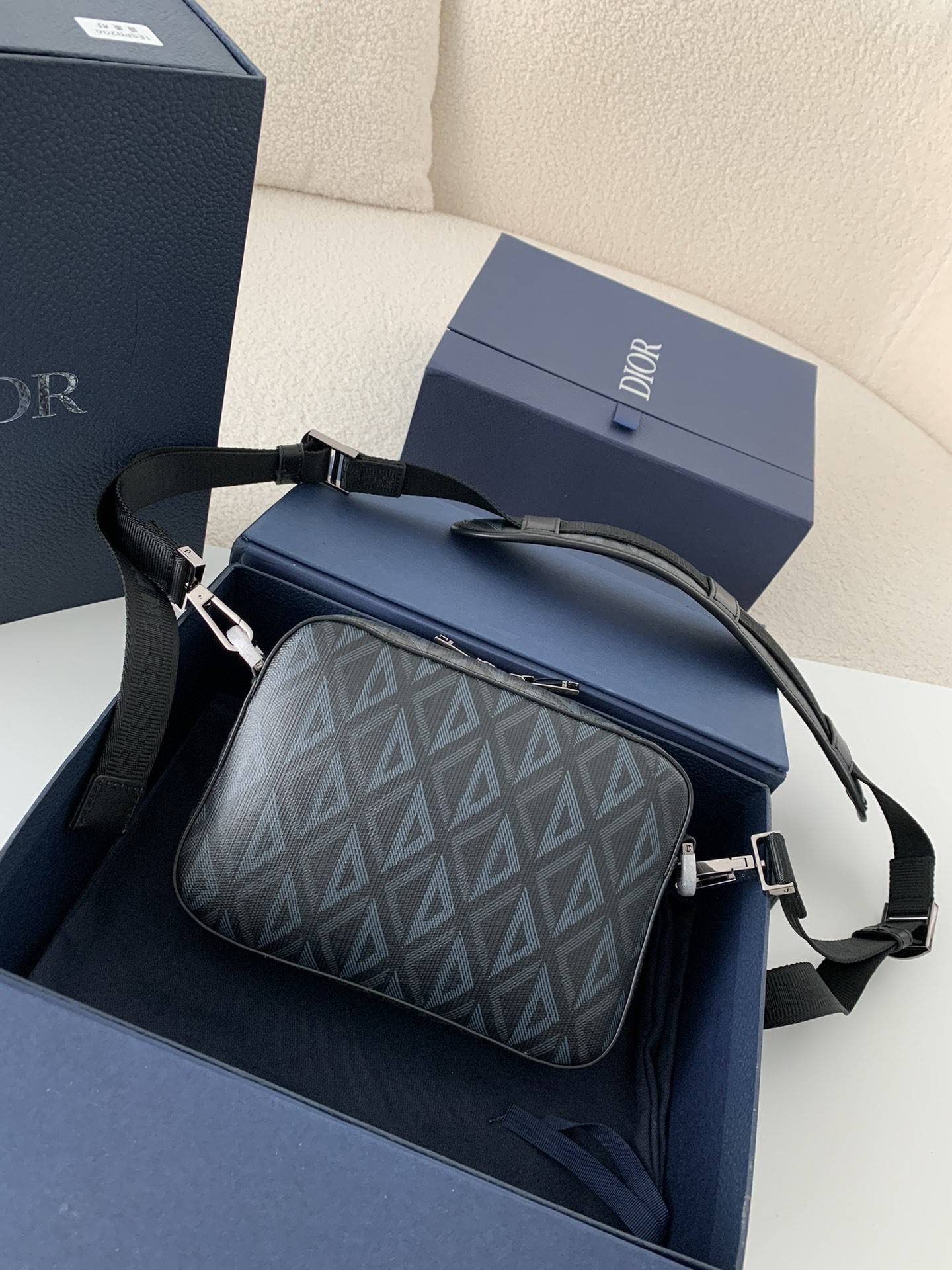 D*OR Men's SAFARI Messenger Bag, Top Quality Size: 22 * 15 * 6cm