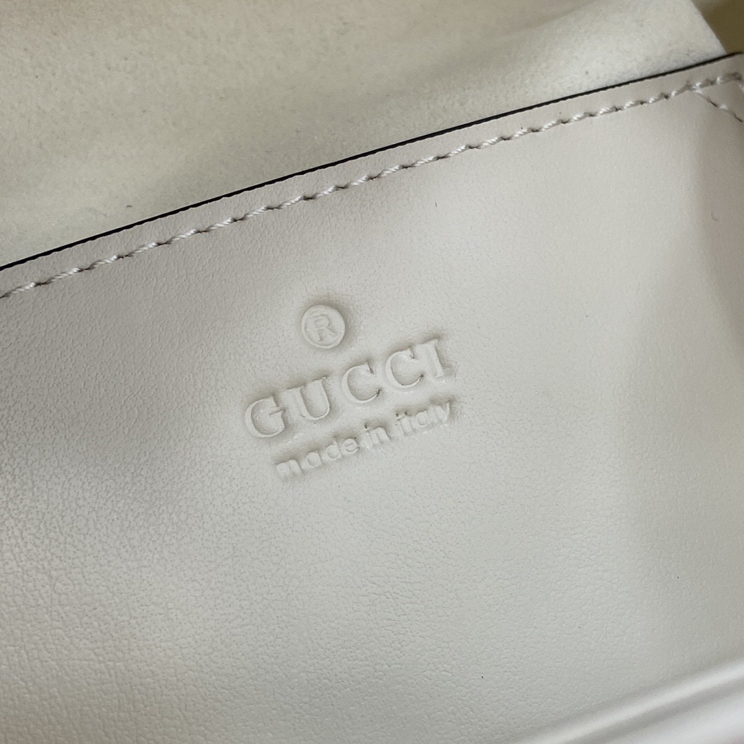 Gucci Marmont Series Mini Backpack Model: 777253 Size: 20*19*11cm