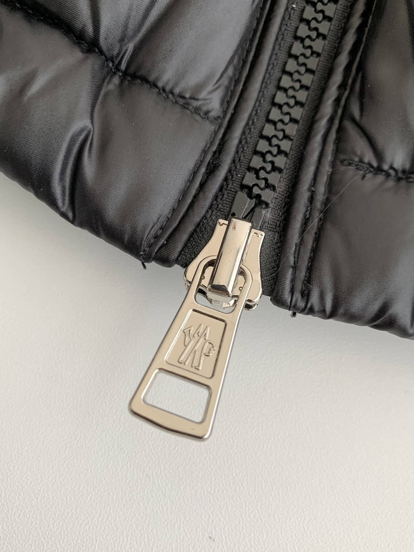 Moncler Short men's down jacket
