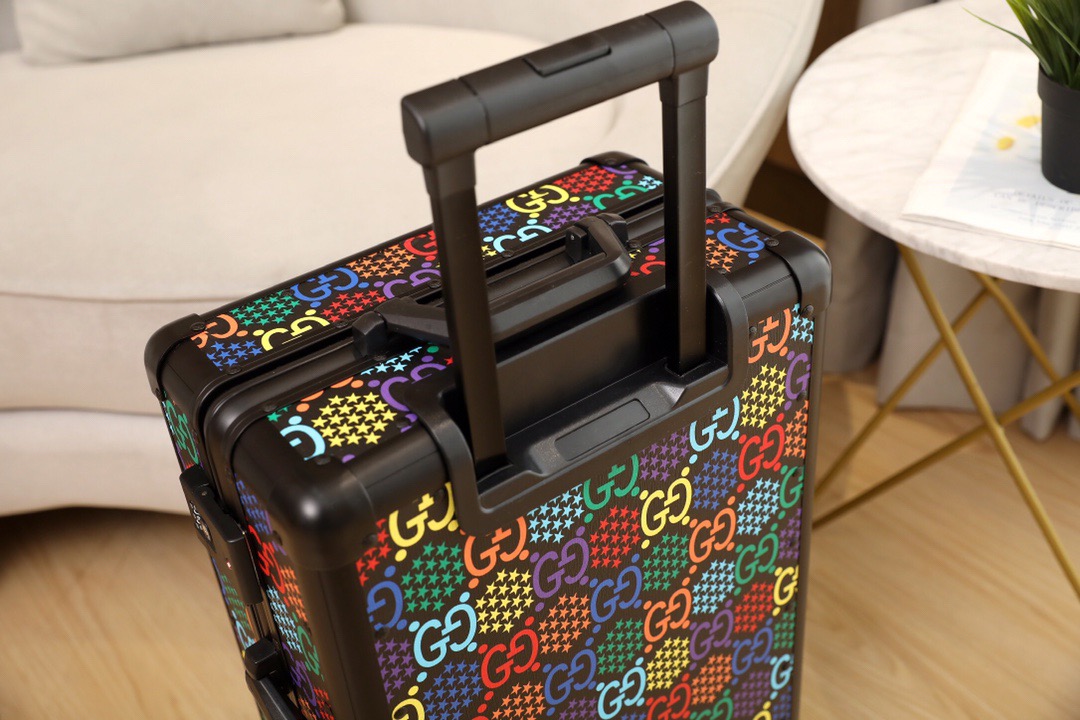 GUCCI Luggage/Vintage Trolley Case Classic Flower Pattern Aluminum Frame Size: 20 inches