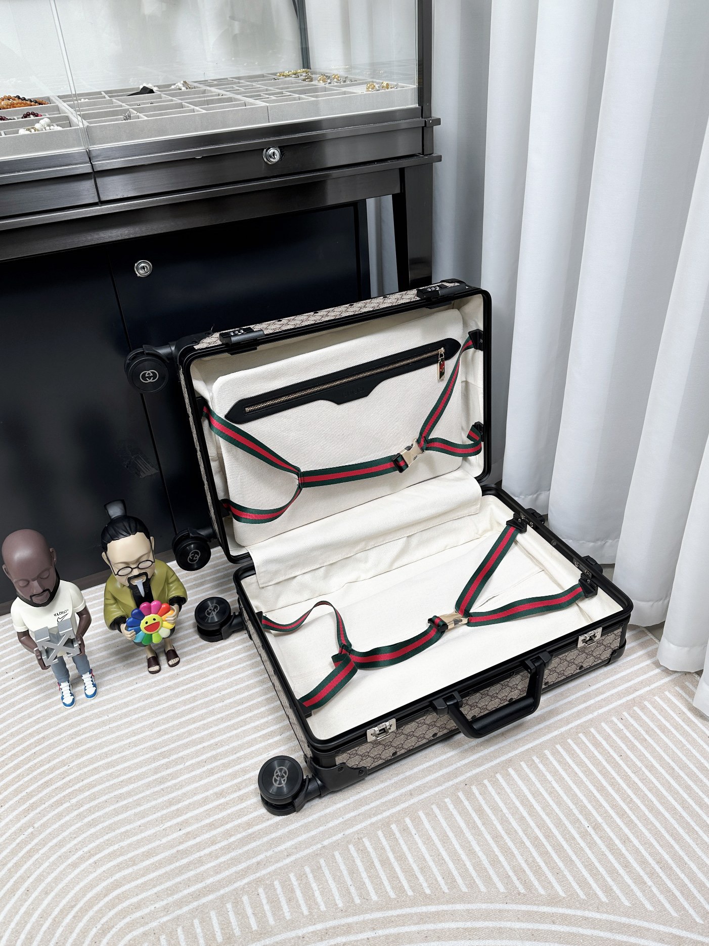 GUCCI Luggage/Trolley Case Vintage Size 20 Inch