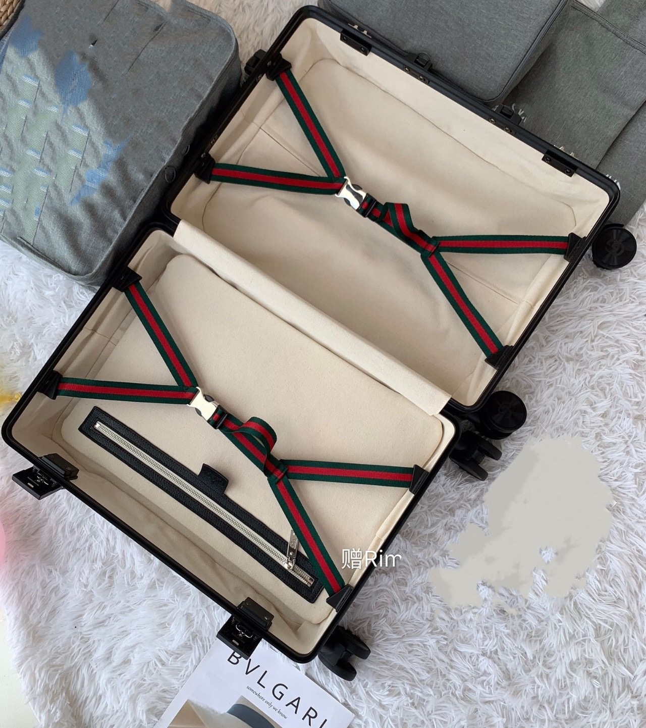 GUCCI Luggage/Trolley Case Vintage Size 20 Inch