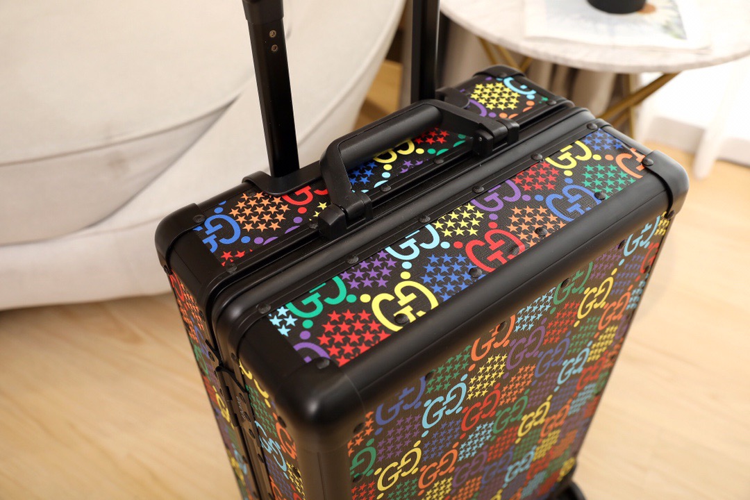 GUCCI Luggage/Vintage Trolley Case Classic Flower Pattern Aluminum Frame Size: 20 inches