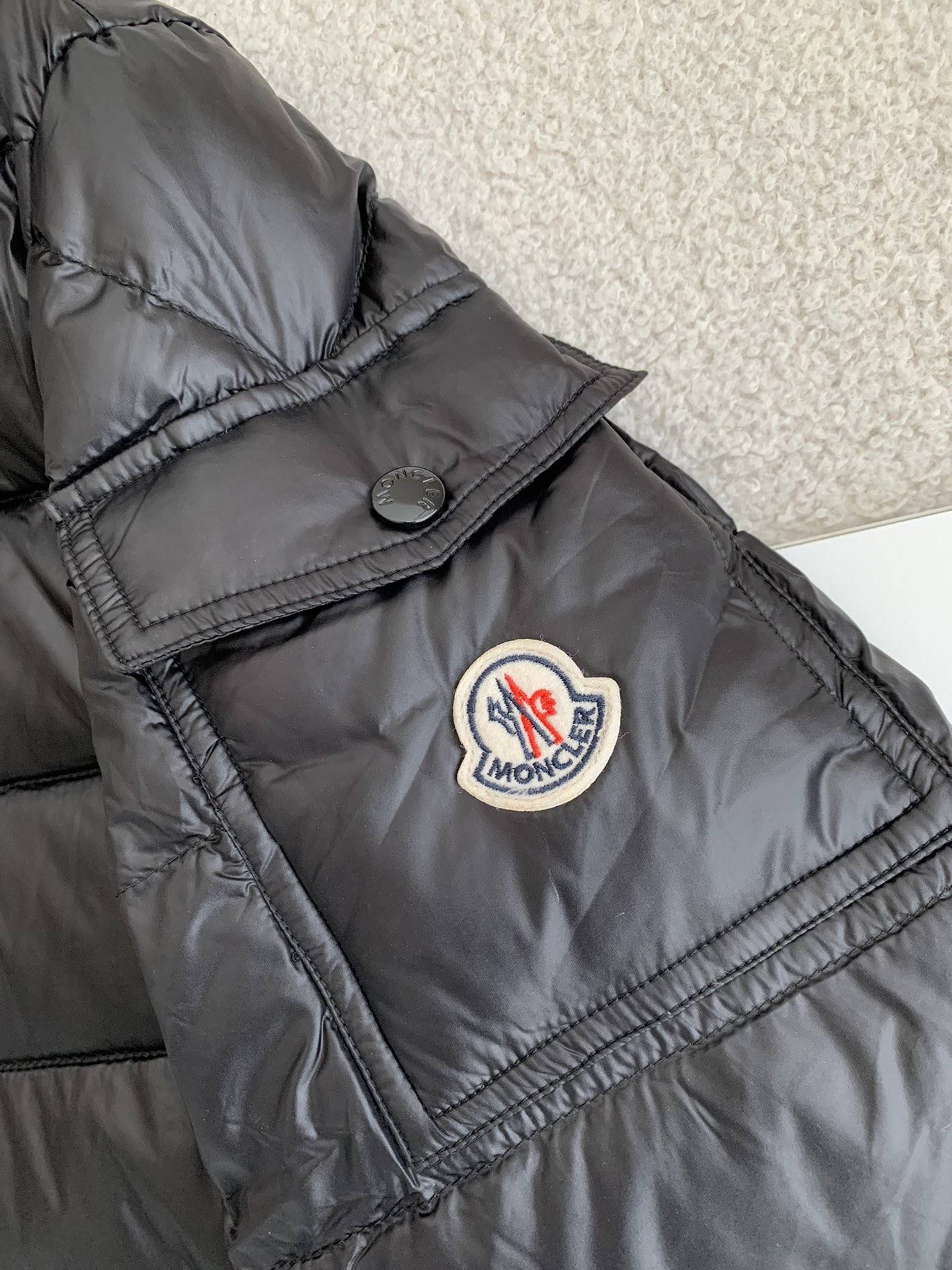 Moncler Short men's down jacket