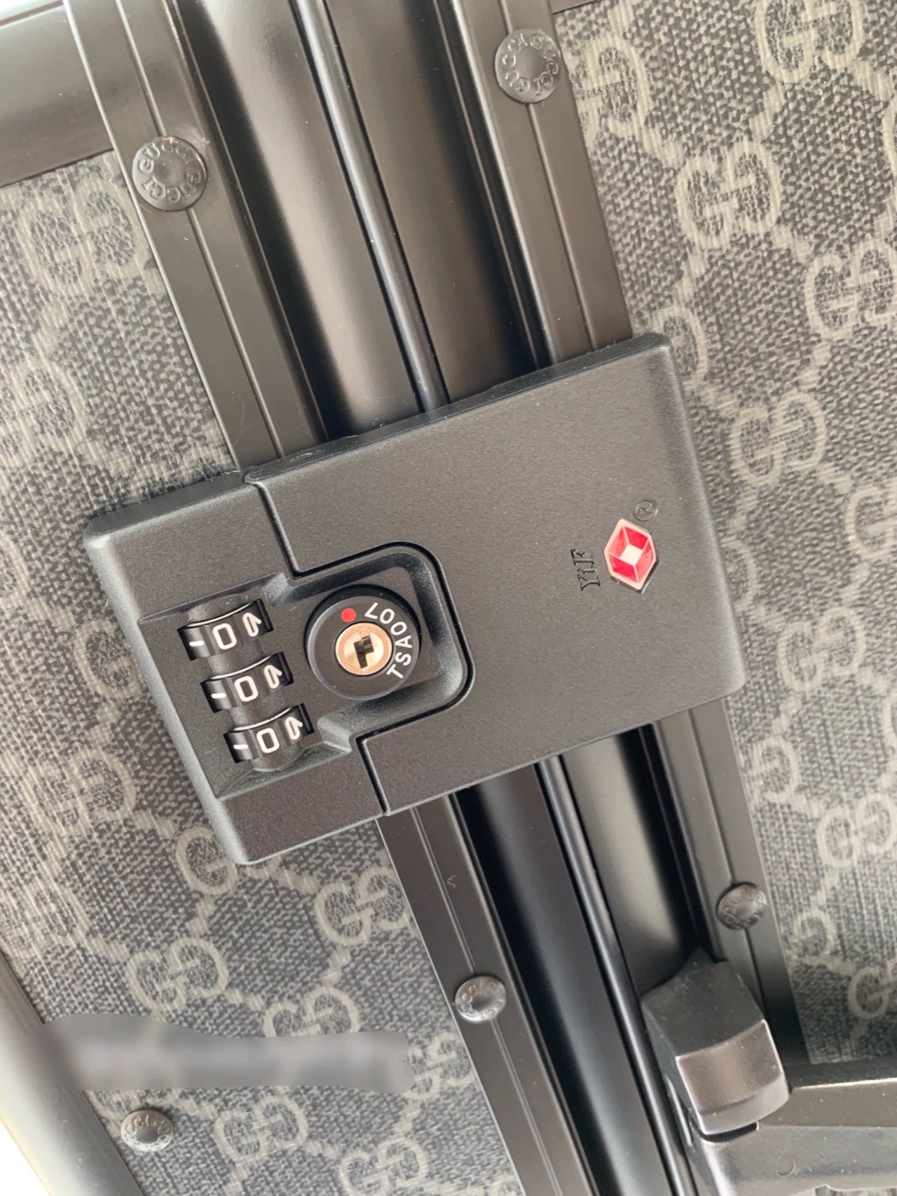 GUCCI Luggage/Trolley Case Vintage Size 20 Inch