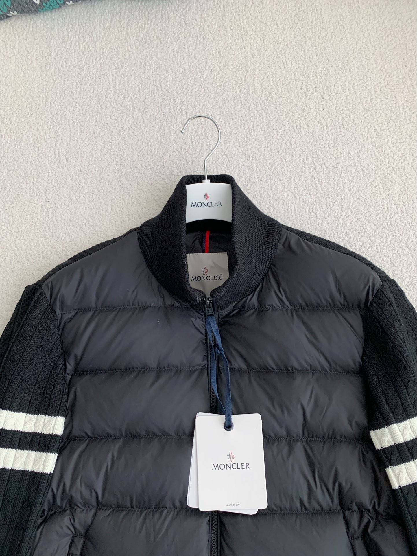 Moncler Short  men's down jacket